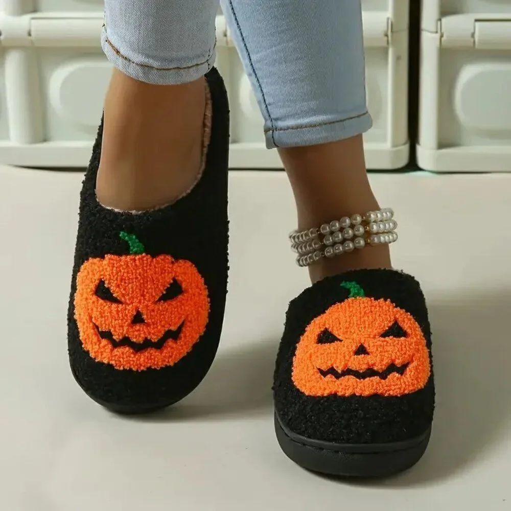 Festive Halloween Pumpkin House Shoes - Slip-On Indoor/Outdoor Size 6.5-7 Woman